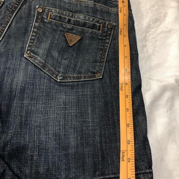 Guess Jean shorts Women’s Size 30 - Picture 7 of 9